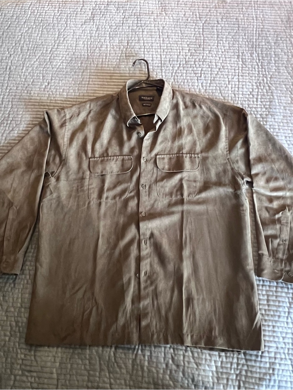 Van Heusen Men's Button-Down Shirt in Olive